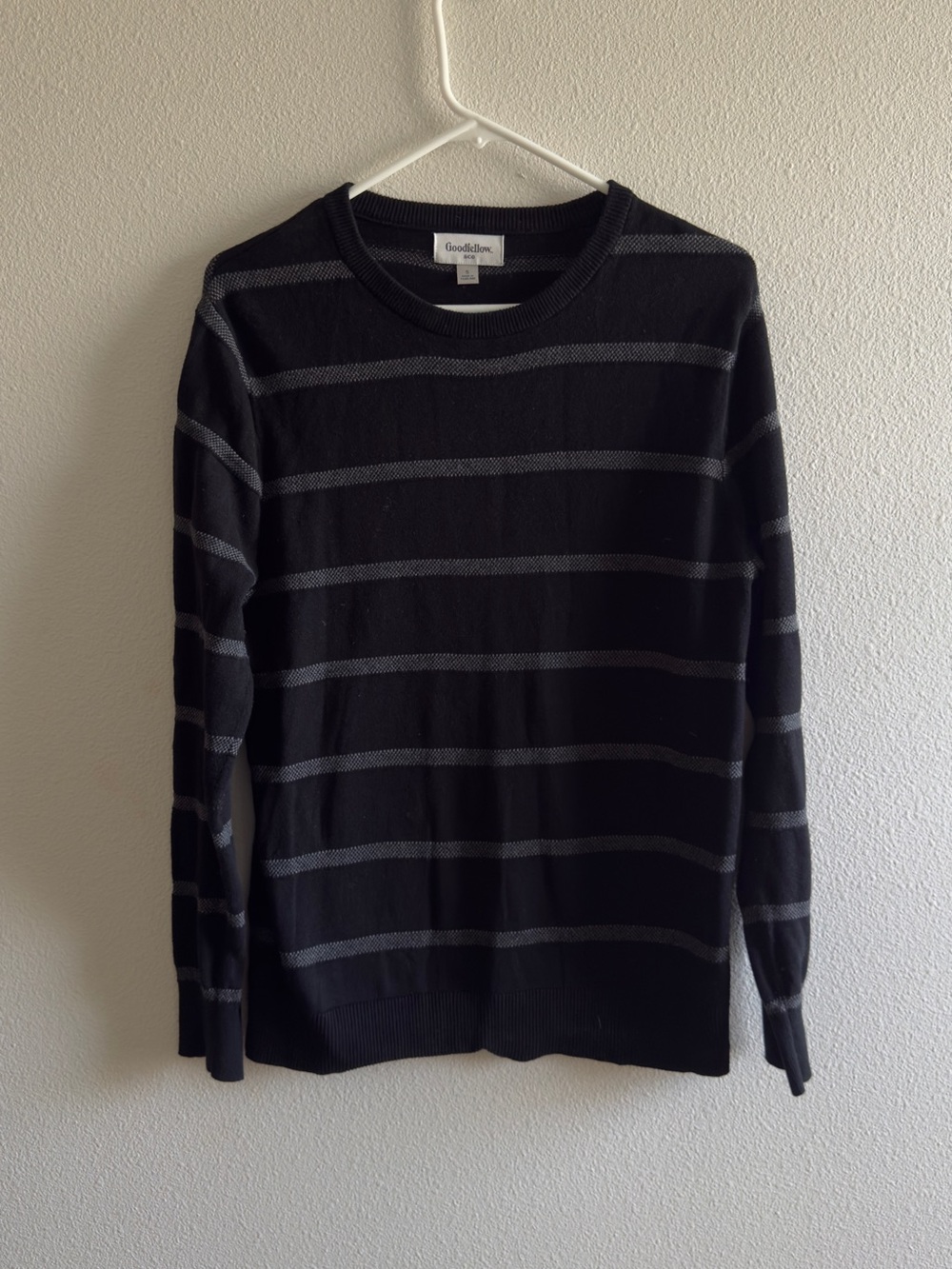 Goodfellow & Co Black and Gray Striped Crewneck Sweater